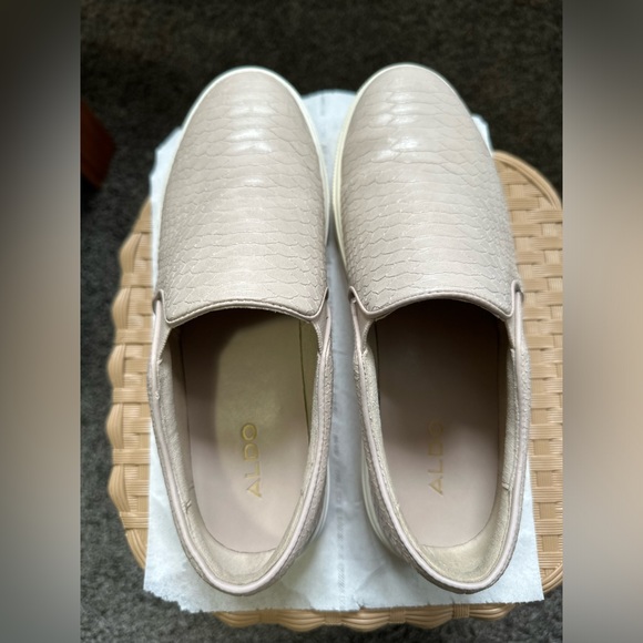 Aldo Slip on shoes - Picture 2 of 8